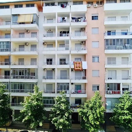 Lungomare Beach Apartments Влёра Экстерьер фото