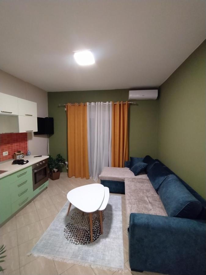 Lungomare Beach Apartments Влёра Экстерьер фото