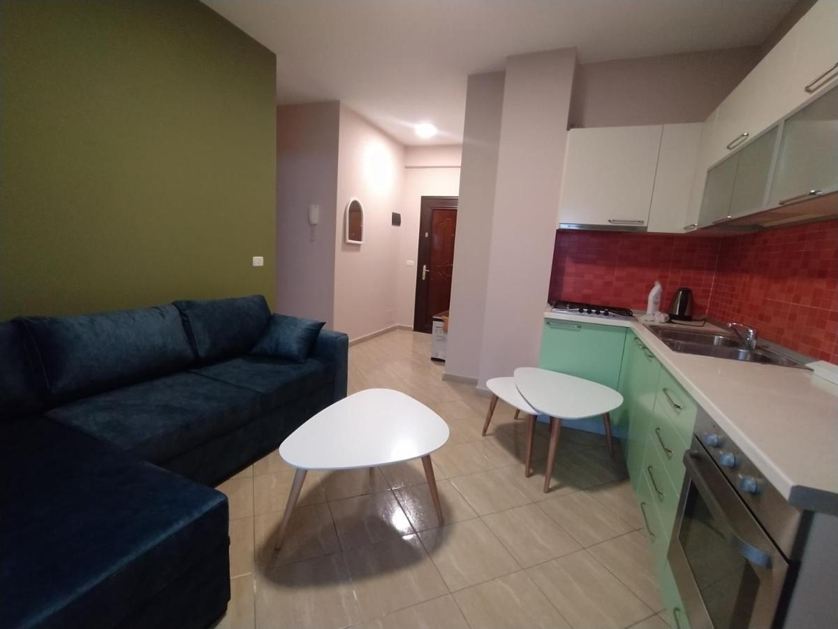 Lungomare Beach Apartments Влёра Экстерьер фото